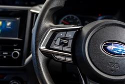 2017 Subaru Impreza 2.0i