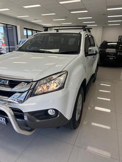 2015 Isuzu MU-X LS-U MY15 4x2 Silky White