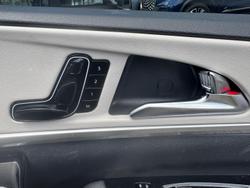 2023 Mahindra XUV700 AX7L