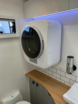 2024 Southern Cross Signature Series 19' Slide Out