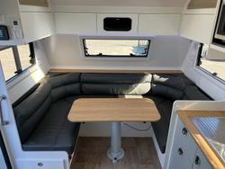 2024 Southern Cross Signature Series 19' Slide Out