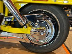 2009 Harley-Davidson CVO Dyna Fat Bob (FXDFSE) CVO Yellow