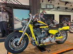 2009 Harley-Davidson CVO Dyna Fat Bob (FXDFSE) CVO Yellow