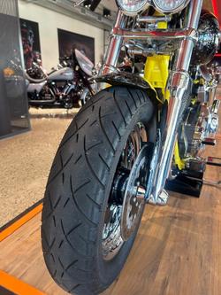 2009 Harley-Davidson CVO Dyna Fat Bob (FXDFSE) CVO Yellow