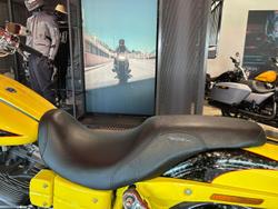 2009 Harley-Davidson CVO Dyna Fat Bob (FXDFSE) CVO Yellow