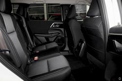 2025 Mitsubishi Outlander LS