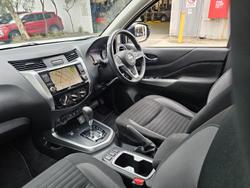 2020 Nissan Navara ST