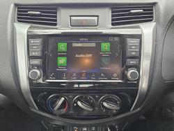 2020 Nissan Navara ST