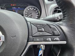 2020 Nissan Navara ST