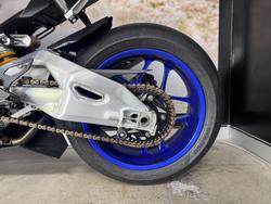 2015 Yamaha YZF-R1 M SILVER