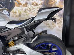 2015 Yamaha YZF-R1 M SILVER