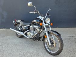 2011 Suzuki VL250 (LC250 INTRUDER) BLACK