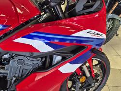 2025 Honda CBR650R E-Clutch CBR 650 Red