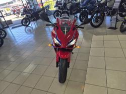 2025 Honda CBR650R E-Clutch CBR 650 Red