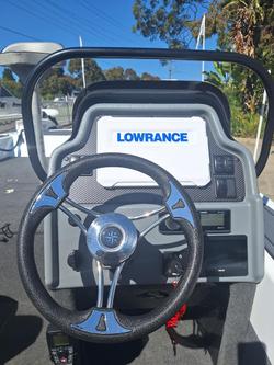 2023 QUINTREX 450 Hornet Pro