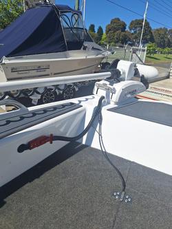 2023 QUINTREX 450 Hornet Pro