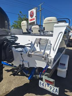 2023 QUINTREX 450 Hornet Pro