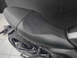 2023 TRIUMPH TRIDENT 660 Red