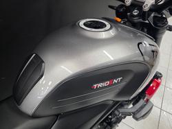2023 TRIUMPH TRIDENT 660 Red