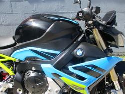 2025 BMW Motorrad S 1000 R BLUE