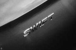 2025 Suzuki Swift Hybrid Plus