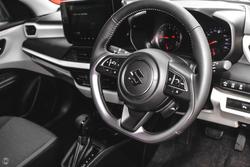 2025 Suzuki Swift Hybrid Plus