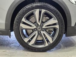 2024 Volvo V60 Cross Country Ultra B5 Bright
