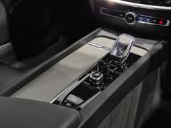 2024 Volvo V60 Cross Country Ultra B5 Bright