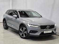 2024 Volvo V60 Cross Country Ultra B5 Bright