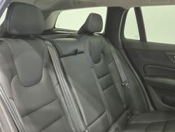 2024 Volvo V60 Cross Country Ultra B5 Bright