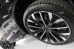 2025 Volvo XC60 Ultra T8 Plug-In Hybrid Dark MY26 AWD Onyx Black