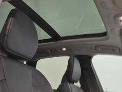 2025 Volvo XC60 Ultra T8 Plug-In Hybrid Dark