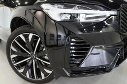 2025 Volvo XC60 Ultra T8 Plug-In Hybrid Dark MY26 AWD Onyx Black