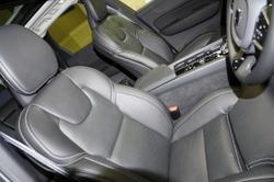 2025 Volvo XC60 Ultra T8 Plug-In Hybrid Dark MY26 AWD Onyx Black