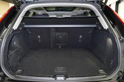 2025 Volvo XC60 Ultra T8 Plug-In Hybrid Dark MY26 AWD Onyx Black