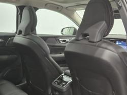2024 Volvo V60 Cross Country Ultimate B5 Bright
