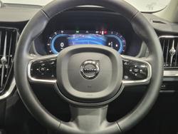 2024 Volvo V60 Cross Country Ultimate B5 Bright