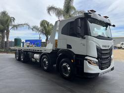 2023 Iveco S-Way AT460