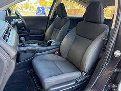 2019 Honda HR-V VTi-S MY19 Ruse Black