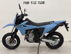 2025 Suzuki 2025 Suzuki 400CC DR-Z400SM Enduro grey