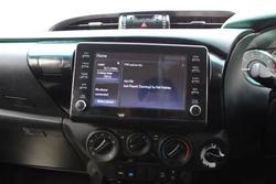 2021 Toyota Hilux SR