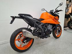 2024 Ktm 990 DUKE Orange