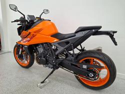 2024 Ktm 990 DUKE Orange