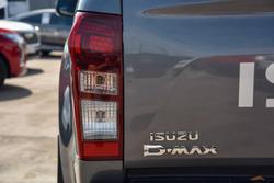 2019 Isuzu D-MAX LS-M