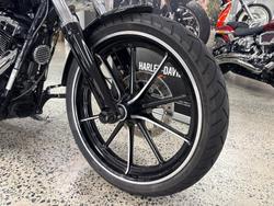 2013 Harley-Davidson Breakout 103 (FXSB) Softail Black