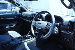 2025 Ford Everest Platinum