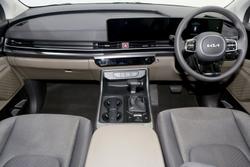2024 Kia Carnival S