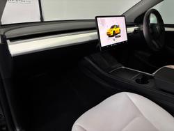 2023 Tesla Model Y Rear-Wheel Drive Black