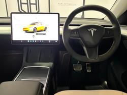 2023 Tesla Model Y Rear-Wheel Drive Black