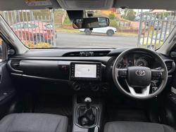 2020 Toyota Hilux SR